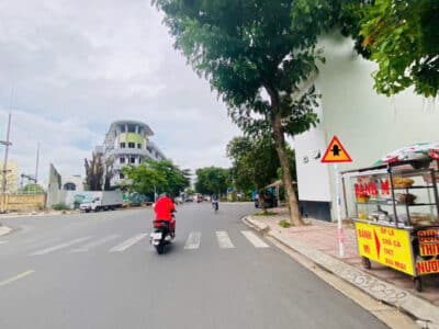 Siêu phẩm Lô Góc đường số 13 KĐT Hà Quang 2 . Hai mặt View công viên Siêu Đẹp - Ảnh 3